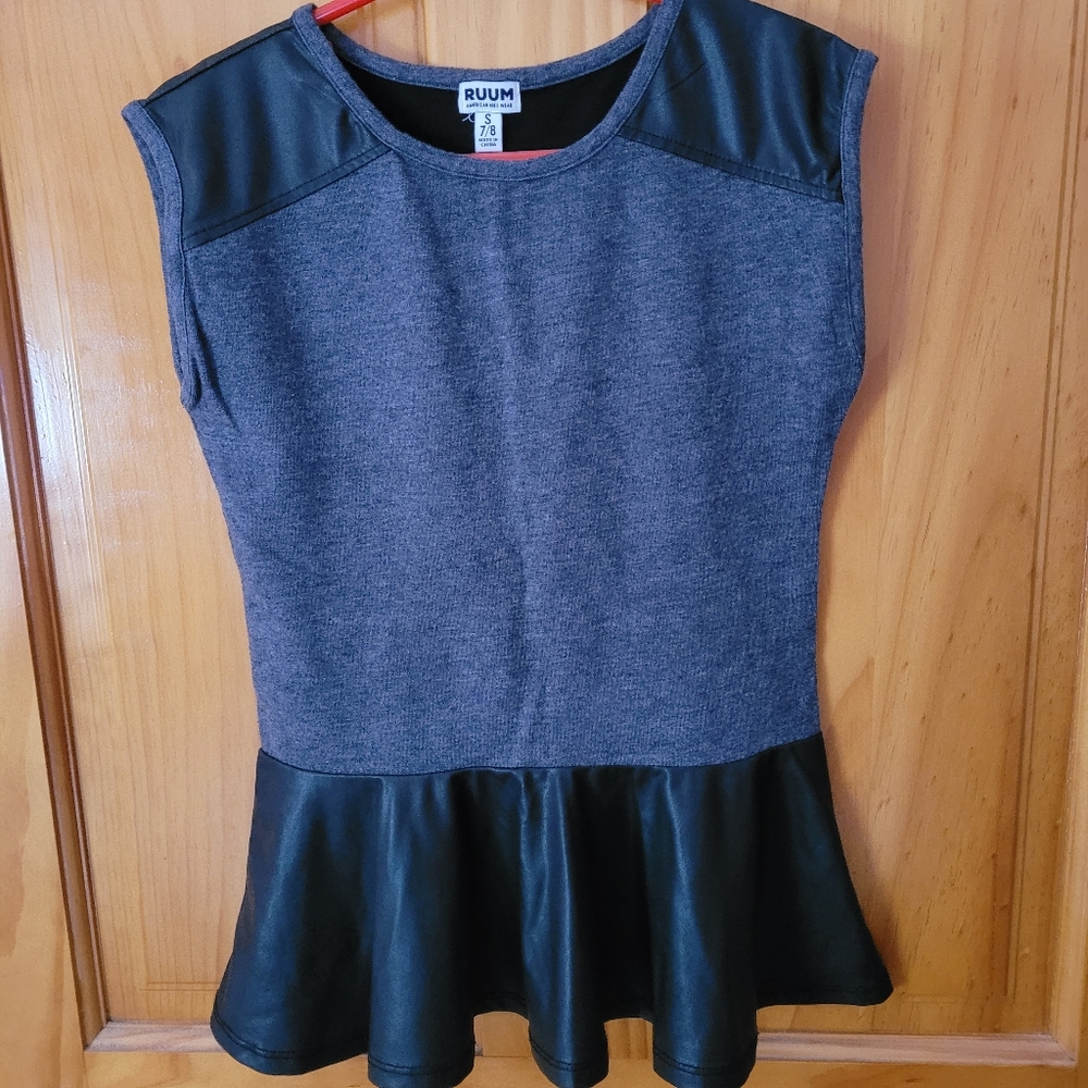 Ruum Long Shirt/Dress gray Black Trim Small 7/8